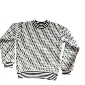 Vintage Classic L.L. Bean Norwegian Wool Birds Eye Sweater Women’s Size M Norway